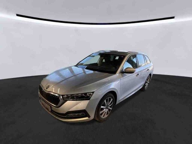 SKODA Octavia Combi Style 2,0 TDI DSG NAVI PANO LEDER