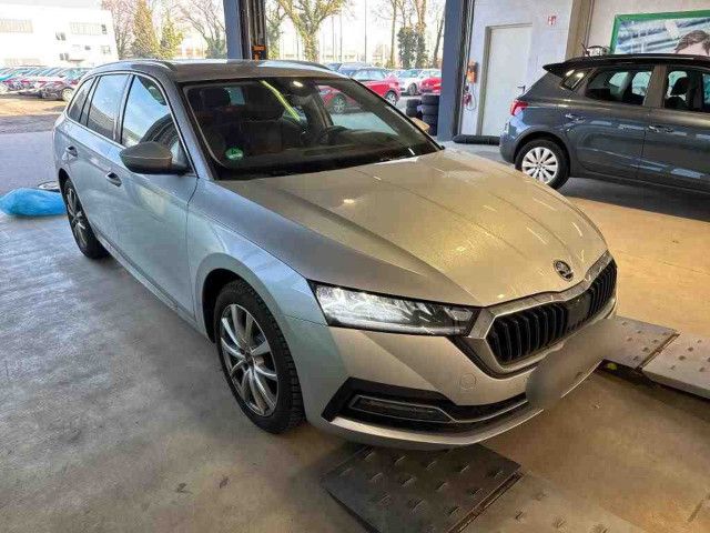 Fahrzeugabbildung SKODA Octavia Combi Style 2,0 TDI DSG NAVI PANO LEDER