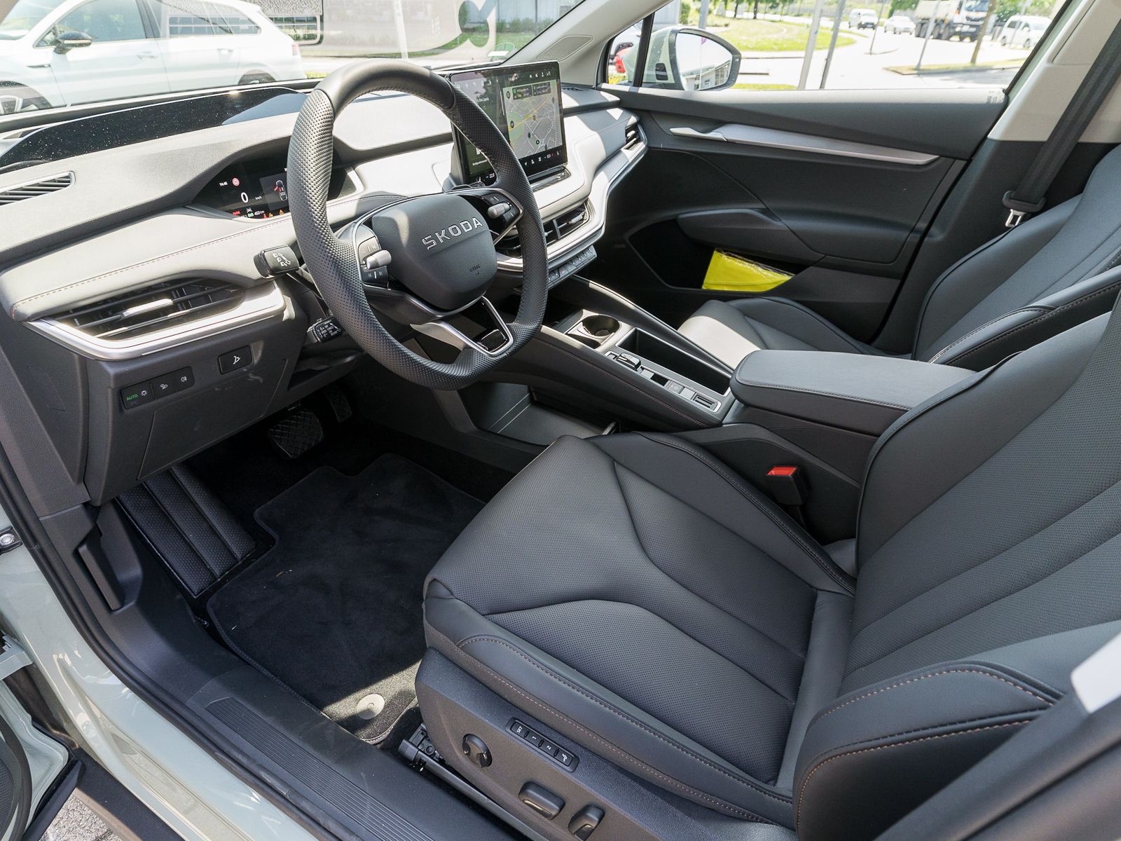 Fahrzeugabbildung SKODA Elroq 85 LED Wärmepumpe NAVI Head-Up RFK AHK