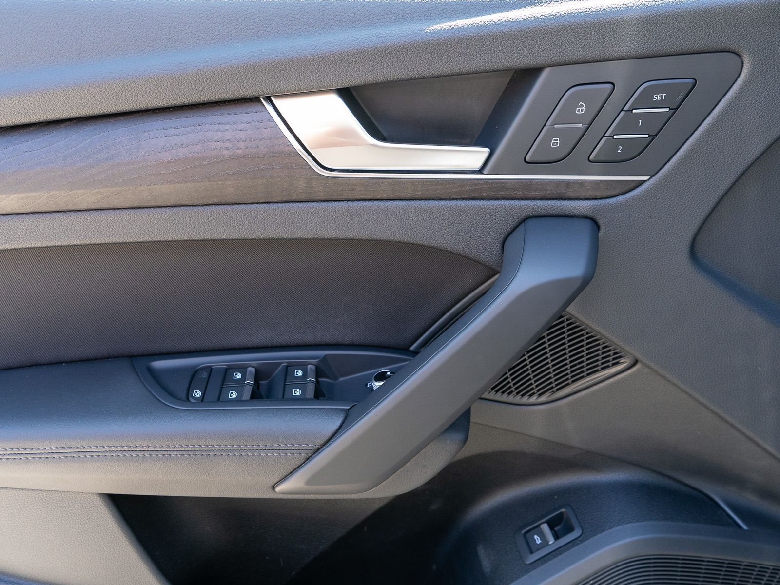 Fahrzeugabbildung Audi Q5 35TDI Stronic Navi Matrix AHK B&O ACC 360° VC