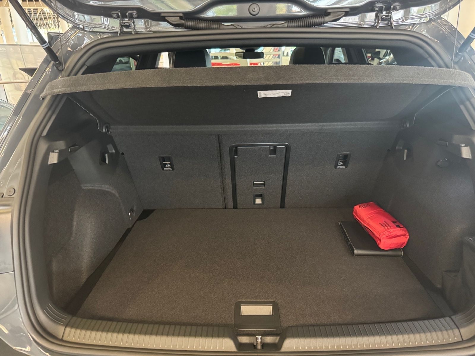 Fahrzeugabbildung Volkswagen Golf Style 1,5l eTSI OPF 110 kW (150 PS) 7-Gang-