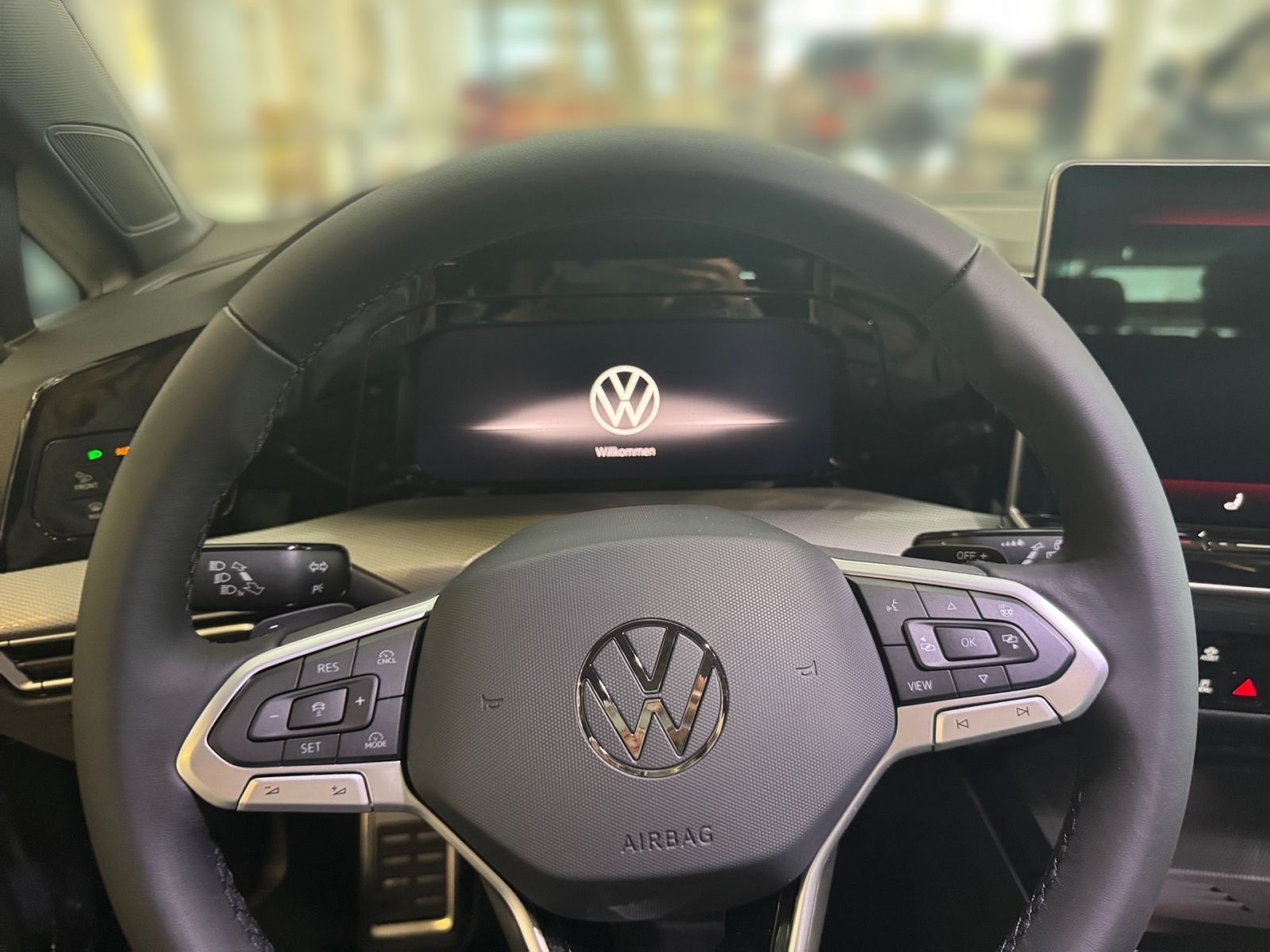 Fahrzeugabbildung Volkswagen Golf Style 1,5l eTSI OPF 110 kW (150 PS) 7-Gang-