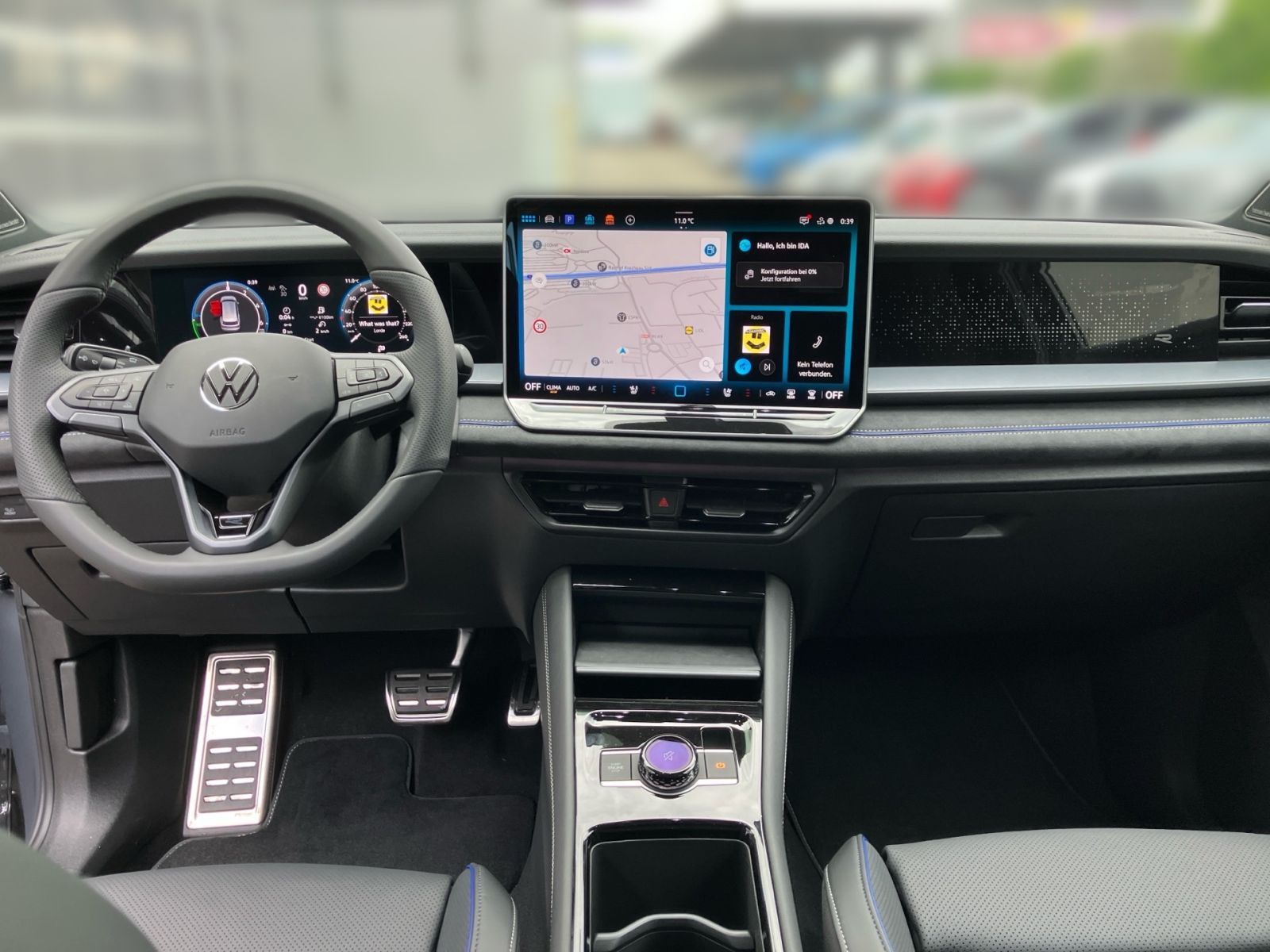 Fahrzeugabbildung Volkswagen Tayron R-Line 1,5 l eHybrid OPF 130 kW (177 PS)