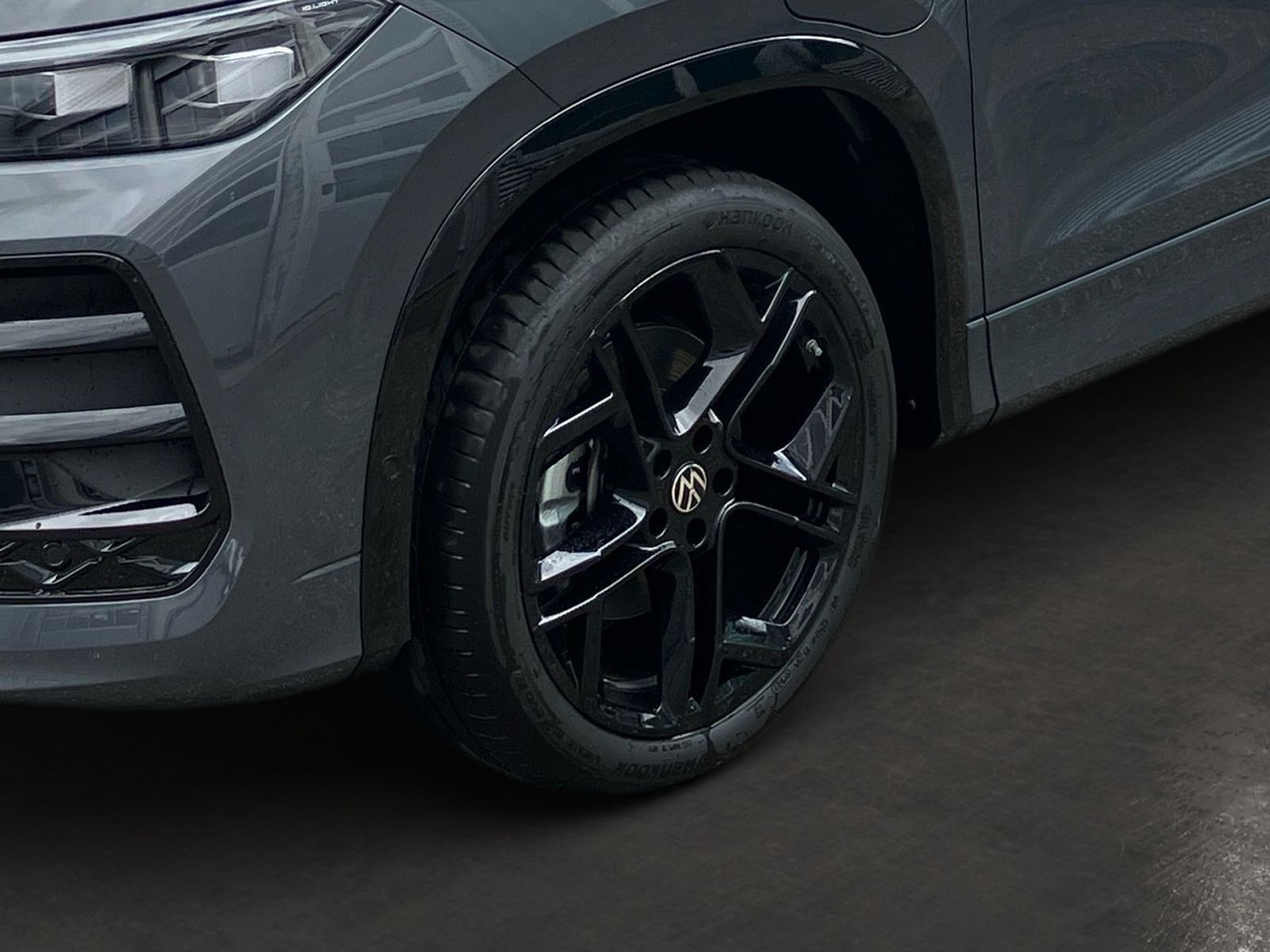 Fahrzeugabbildung Volkswagen Tayron R-Line 1,5 l eHybrid OPF 130 kW (177 PS)