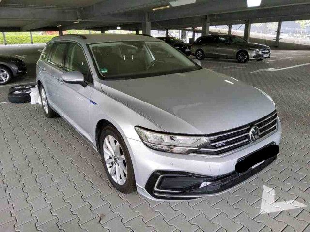 Fahrzeugabbildung Volkswagen Passat Variant GTE 1,4 eHybrid DSG Navi LED AHK