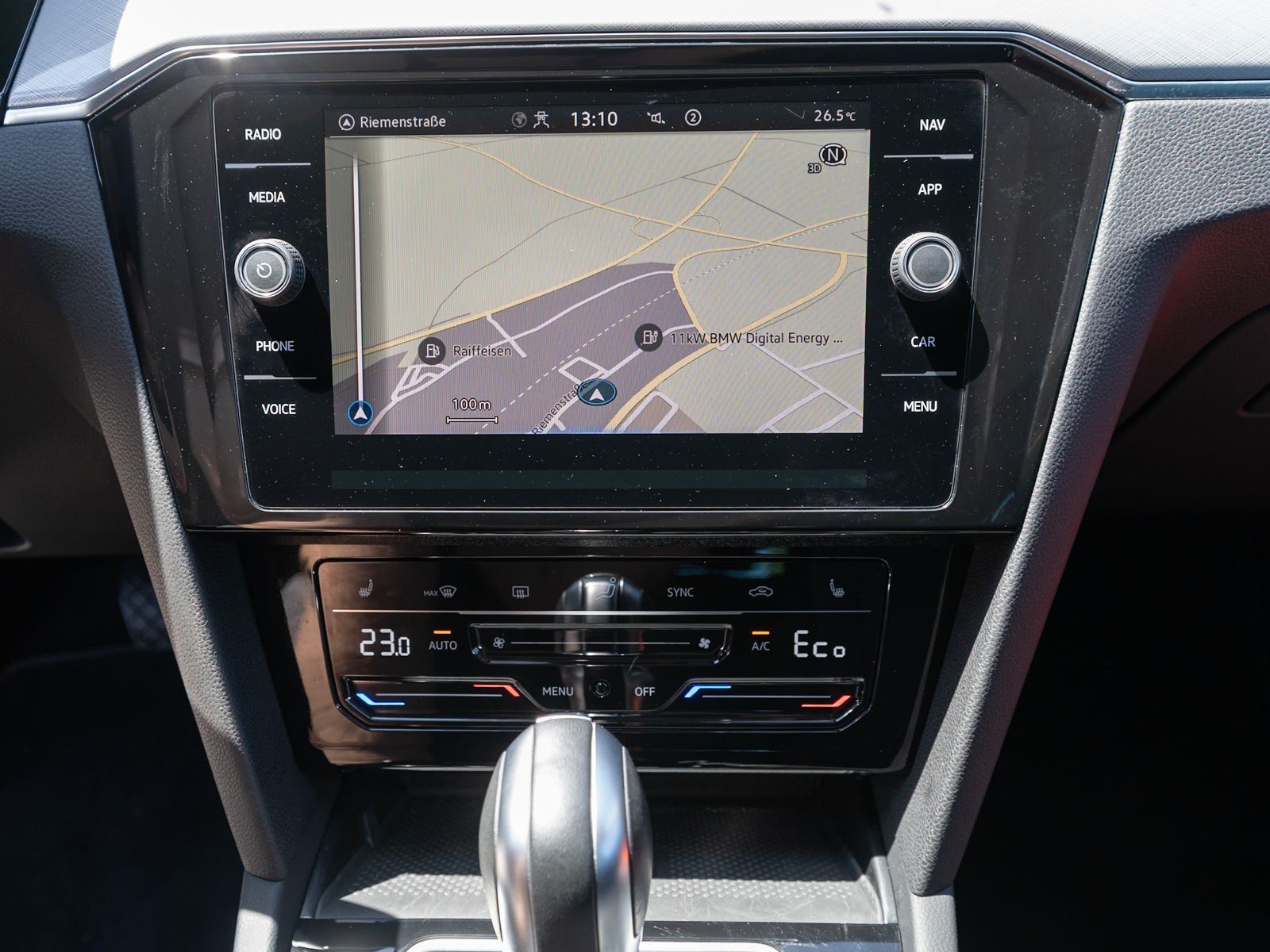 Fahrzeugabbildung Volkswagen Passat Variant GTE 1.4 TSI eHybrid DSG Navi AHK