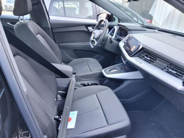 Fahrzeugabbildung Audi Q4 35 e-tron LED Navi PDC v/h GRA SHZ VC