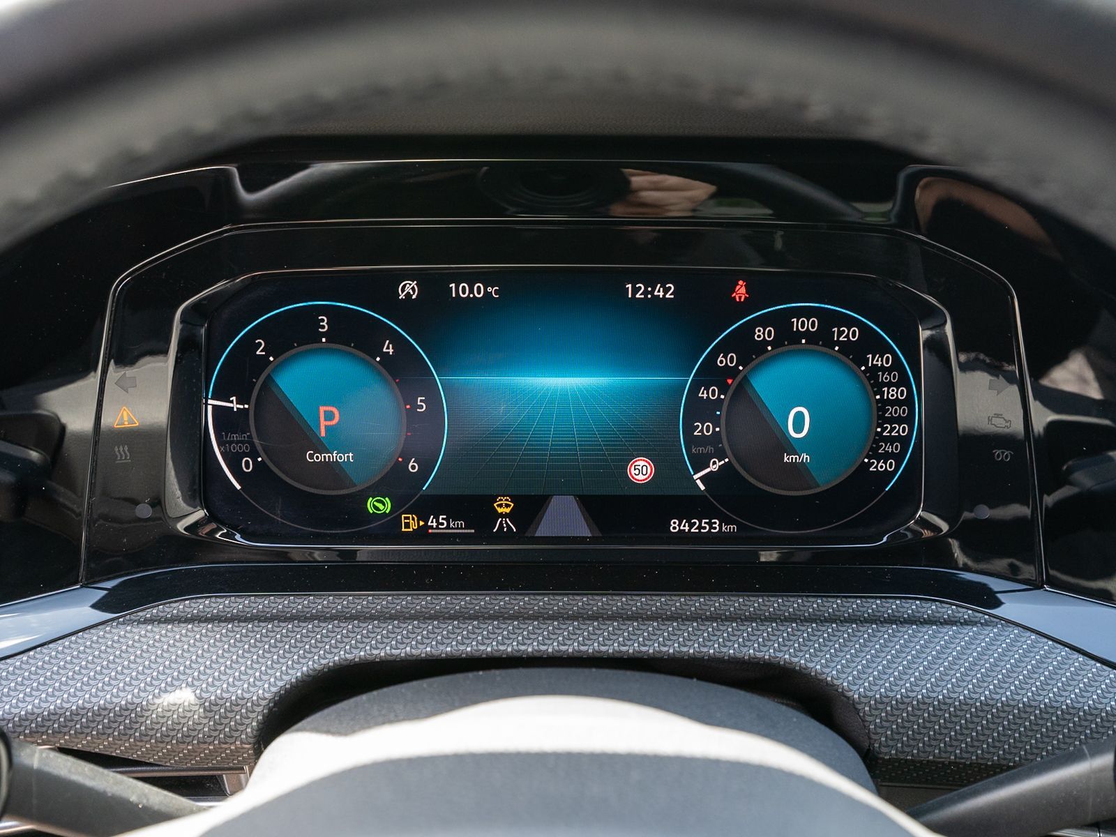 Fahrzeugabbildung Volkswagen Golf R-Line 2.0TDI DSG LED Navi RFK ACC SHZ AHK