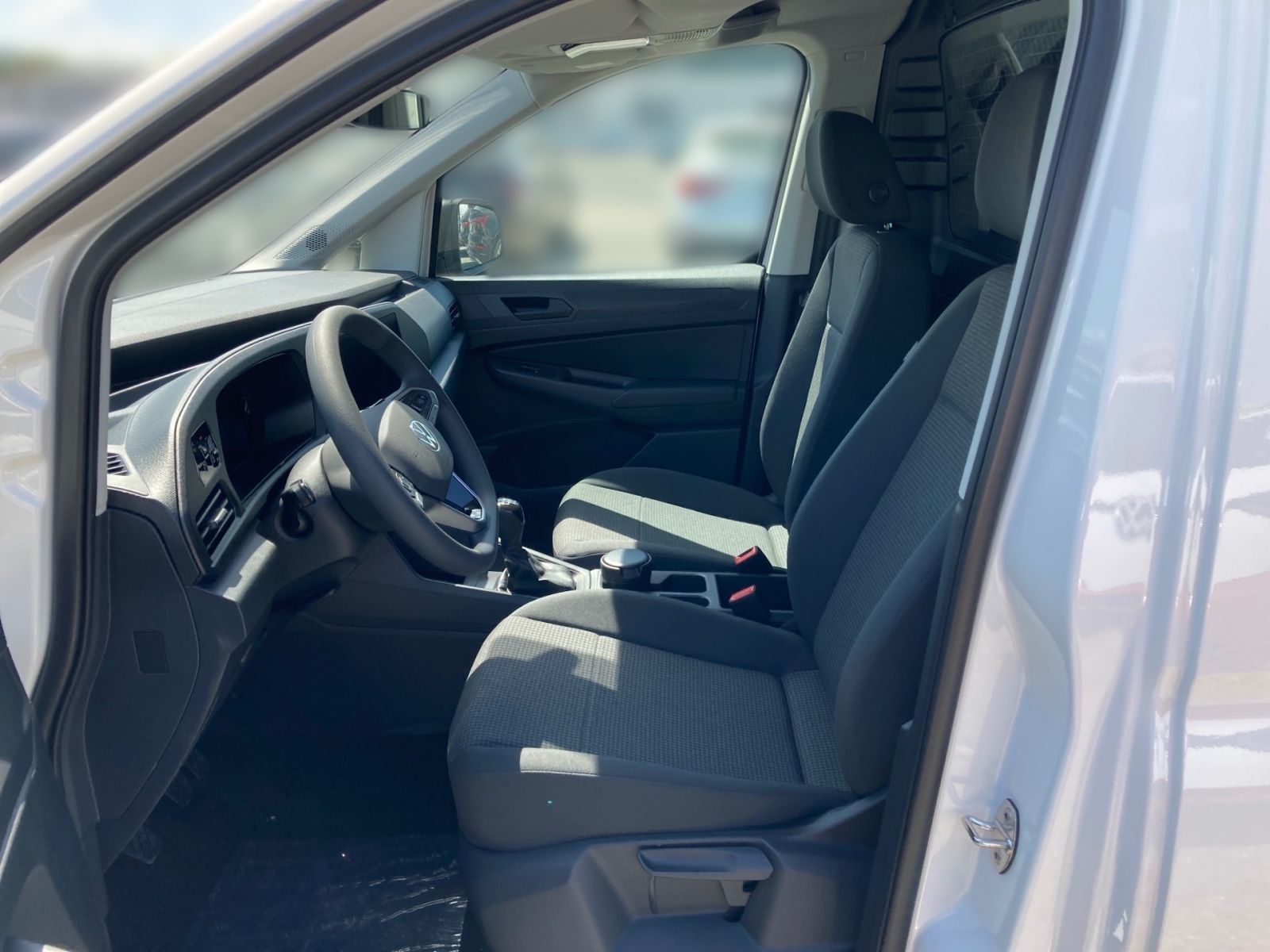 Fahrzeugabbildung Volkswagen Caddy Cargo Maxi 2,0 l 75 kW TDI EU6 SCR Frontan