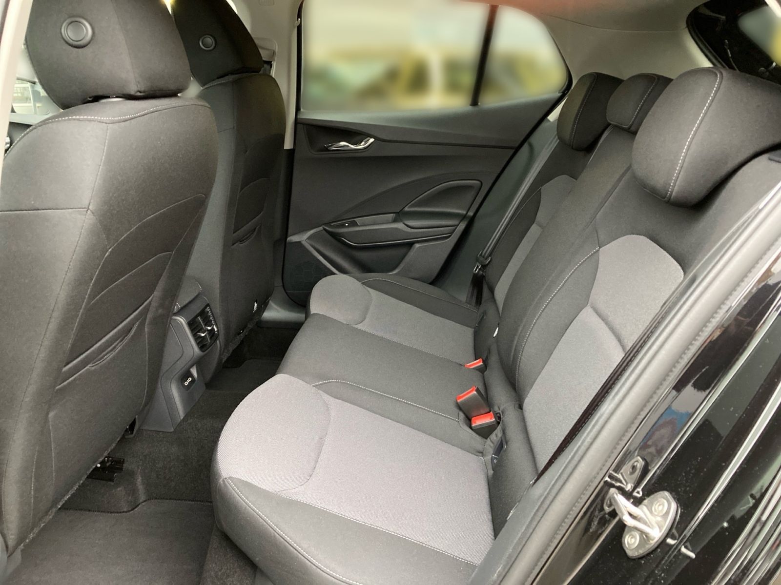 Fahrzeugabbildung SKODA Fabia Drive 1,0TSI 95PS Klima PDC SHZ SmartLink