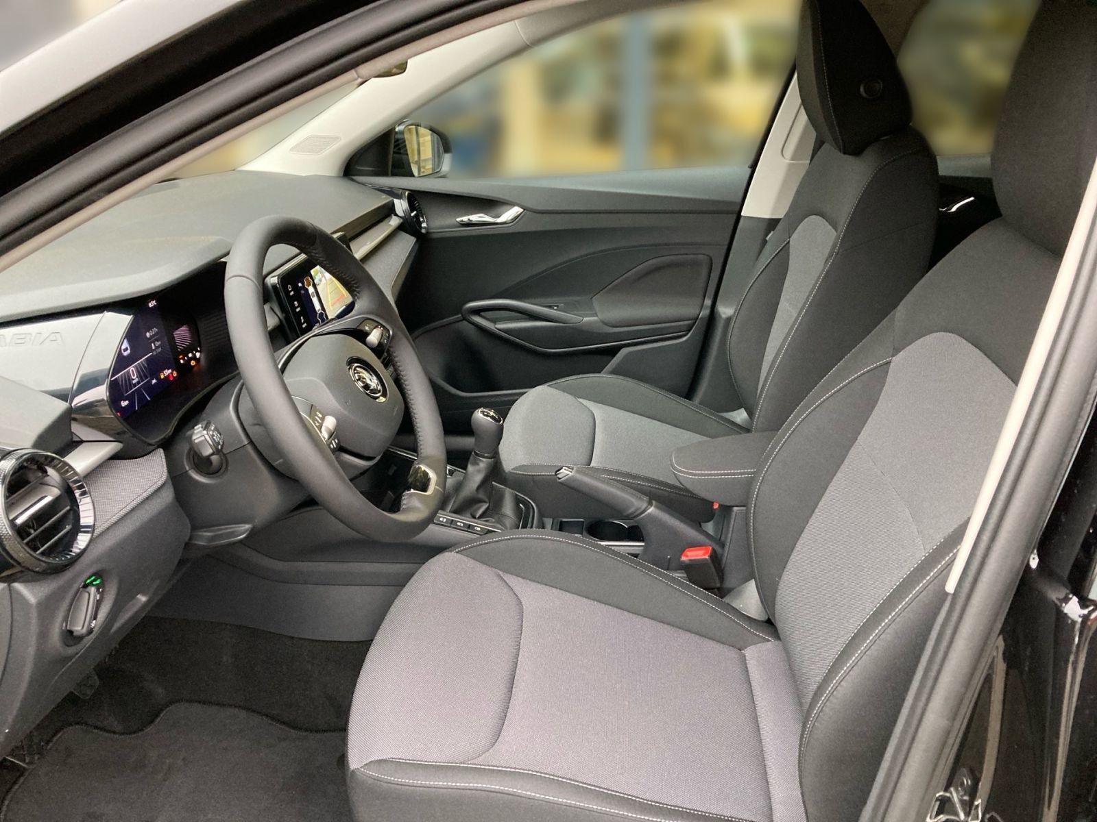 Fahrzeugabbildung SKODA Fabia Drive 1,0TSI 95PS Klima PDC SHZ SmartLink