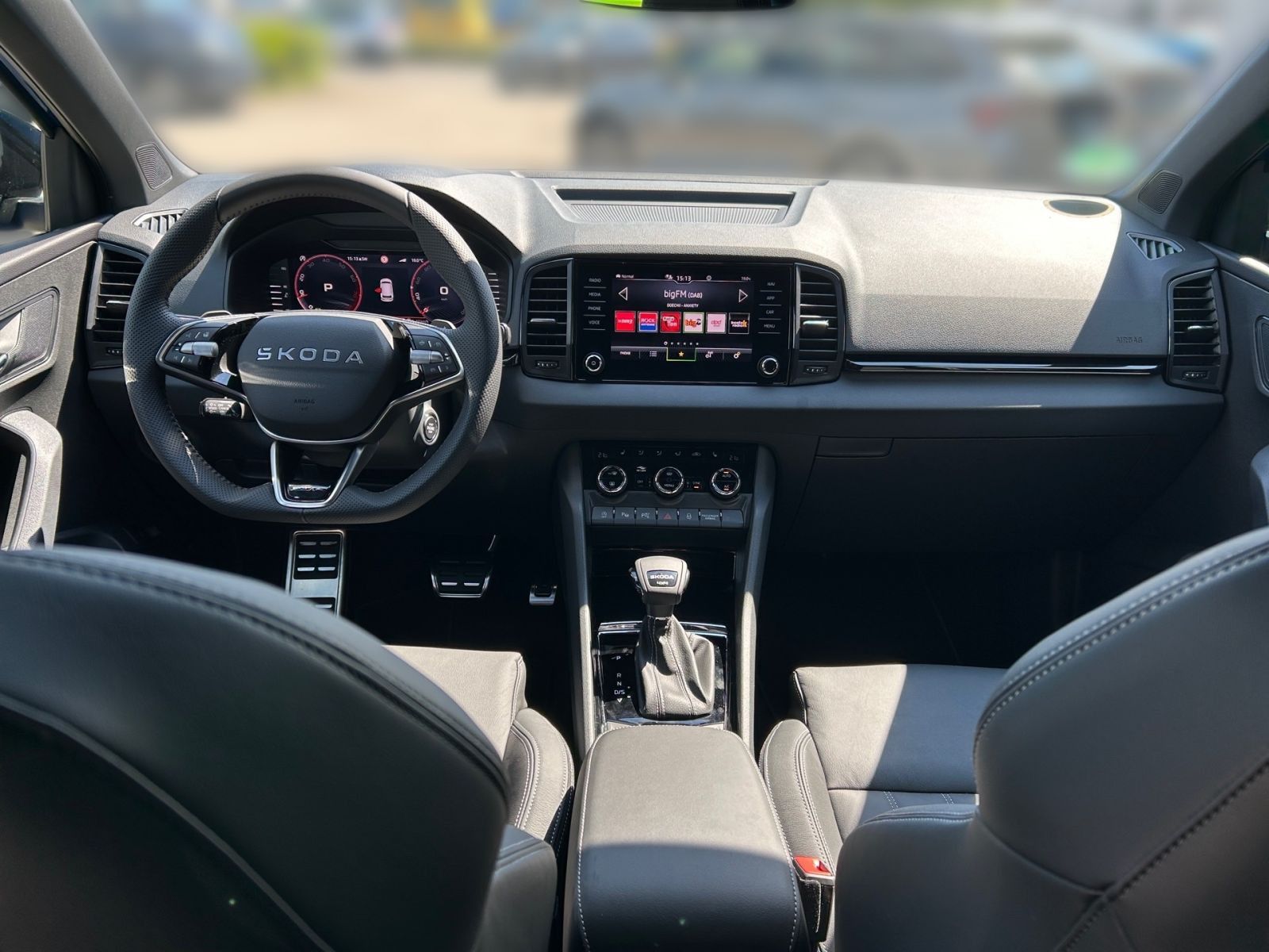 Fahrzeugabbildung SKODA Karoq Sportline 2,0TSI 190PS DSG 4x4 ACC SHZ AHK