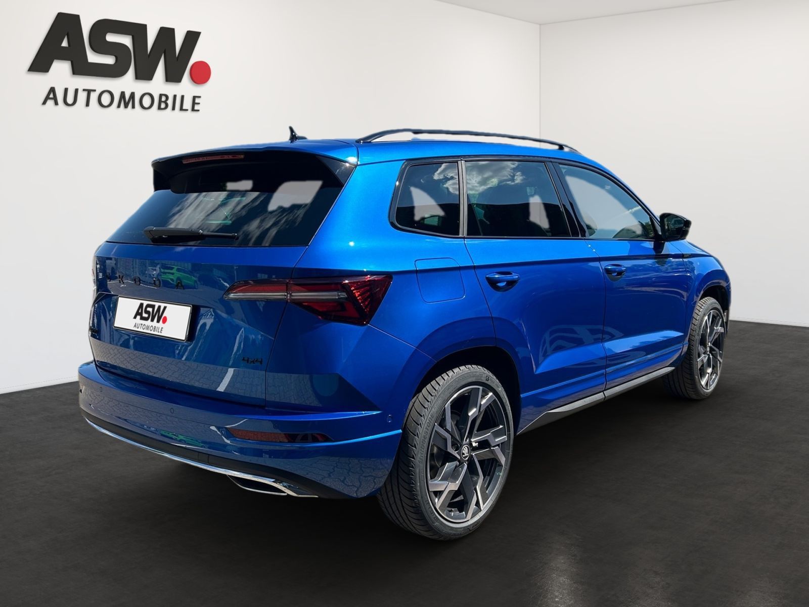 Fahrzeugabbildung SKODA Karoq Sportline 2,0TSI 190PS DSG 4x4 ACC SHZ AHK
