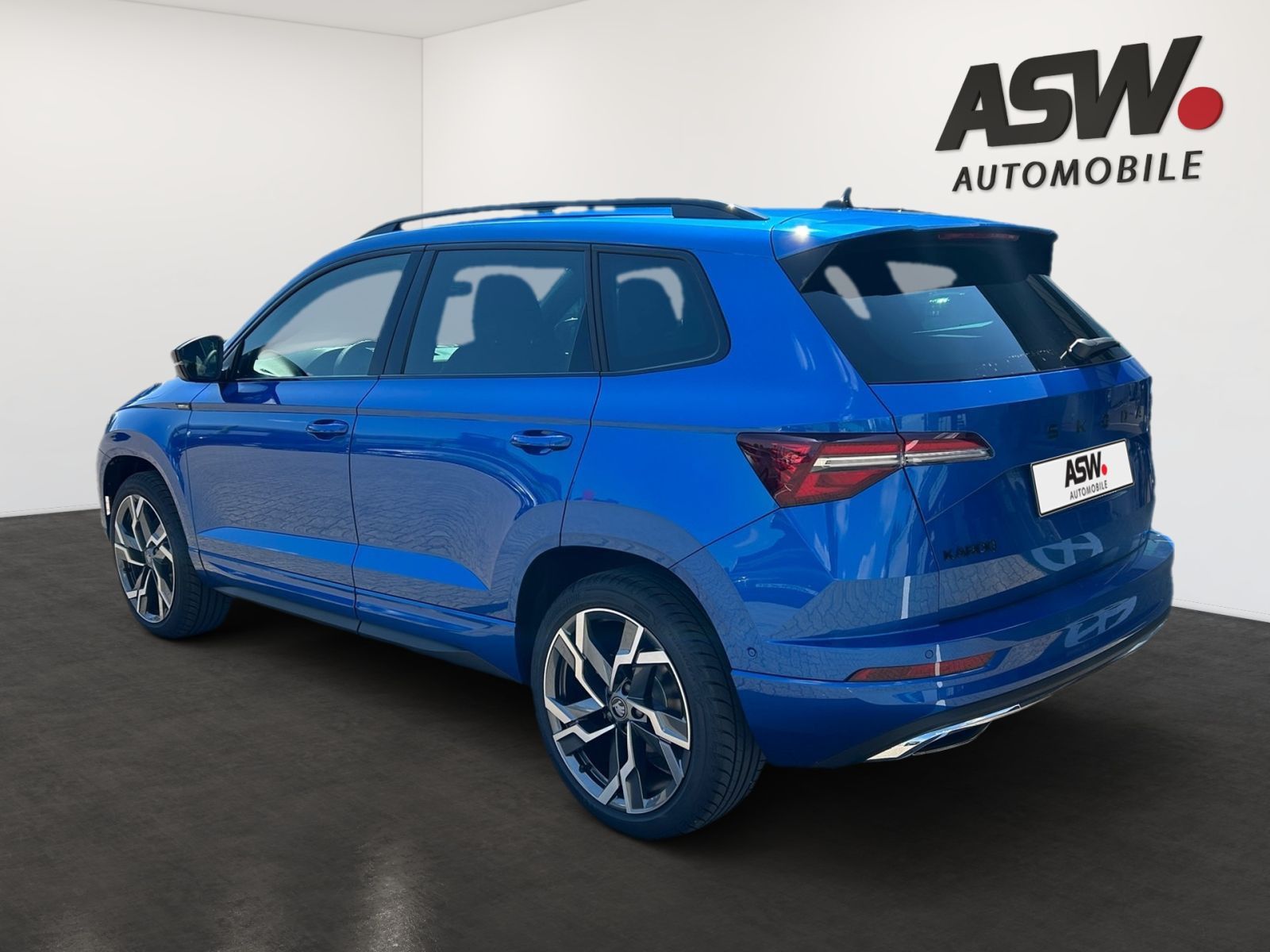 Fahrzeugabbildung SKODA Karoq Sportline 2,0TSI 190PS DSG 4x4 ACC SHZ AHK