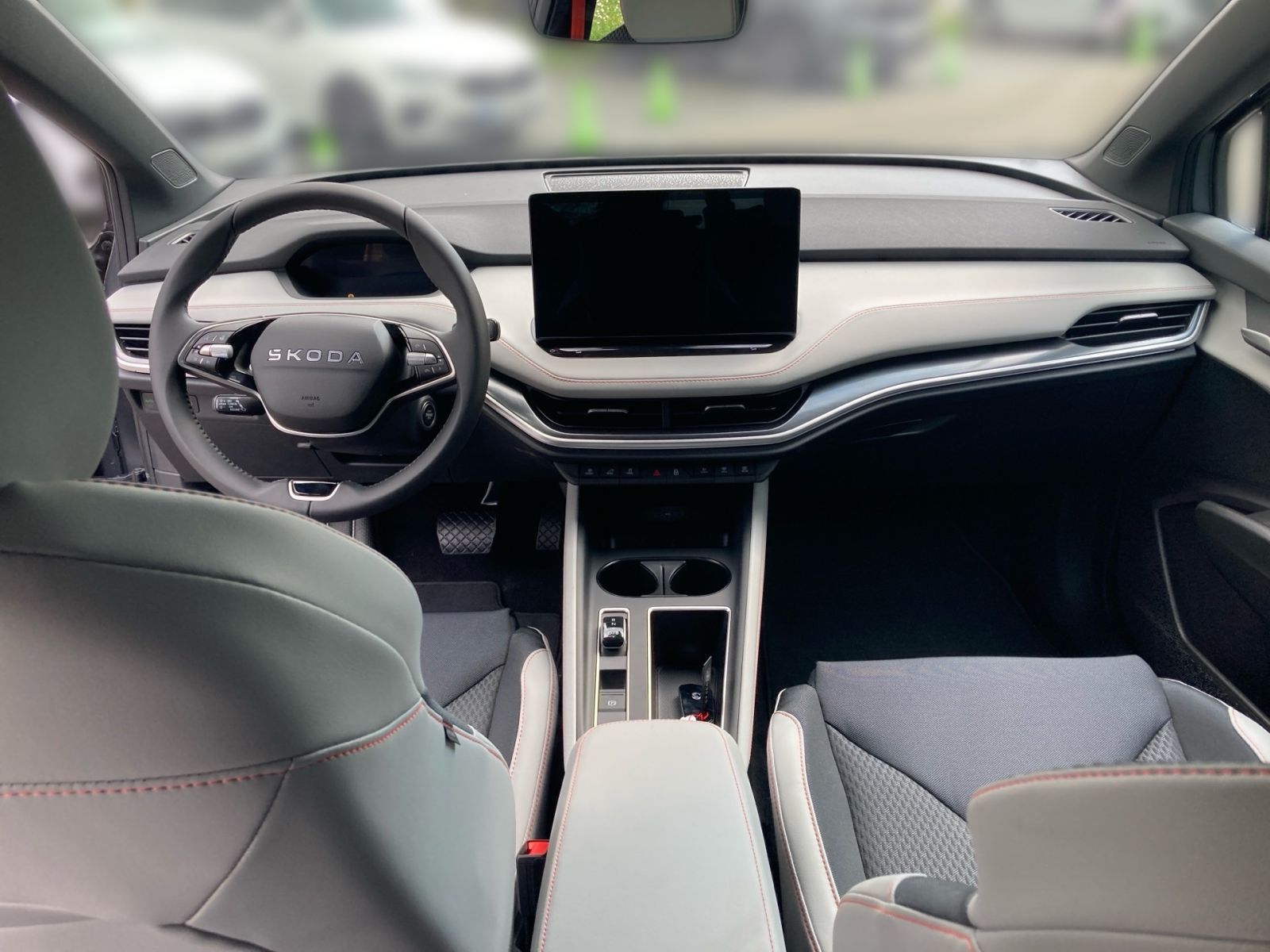 Fahrzeugabbildung SKODA Elroq 85 82 kWh 285PS 19" ACC Kamera PDC SHZ AHK