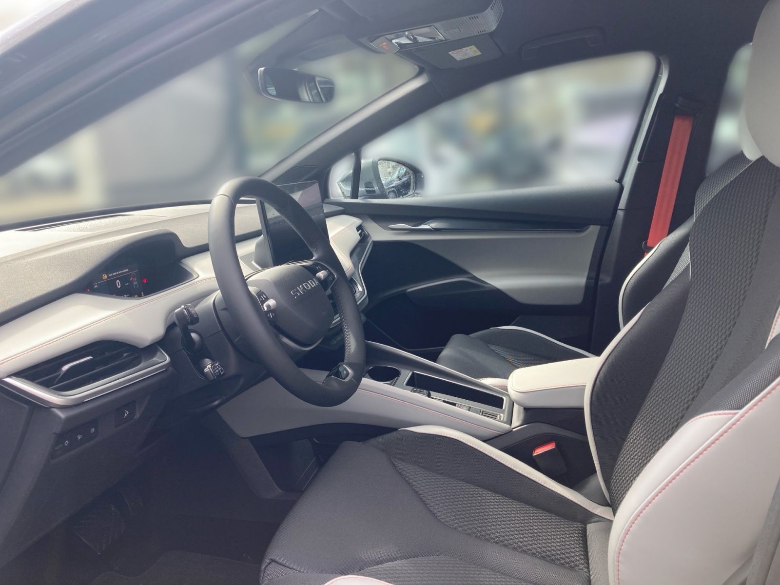 Fahrzeugabbildung SKODA Elroq 85 82 kWh 285PS 19" ACC Kamera PDC SHZ AHK