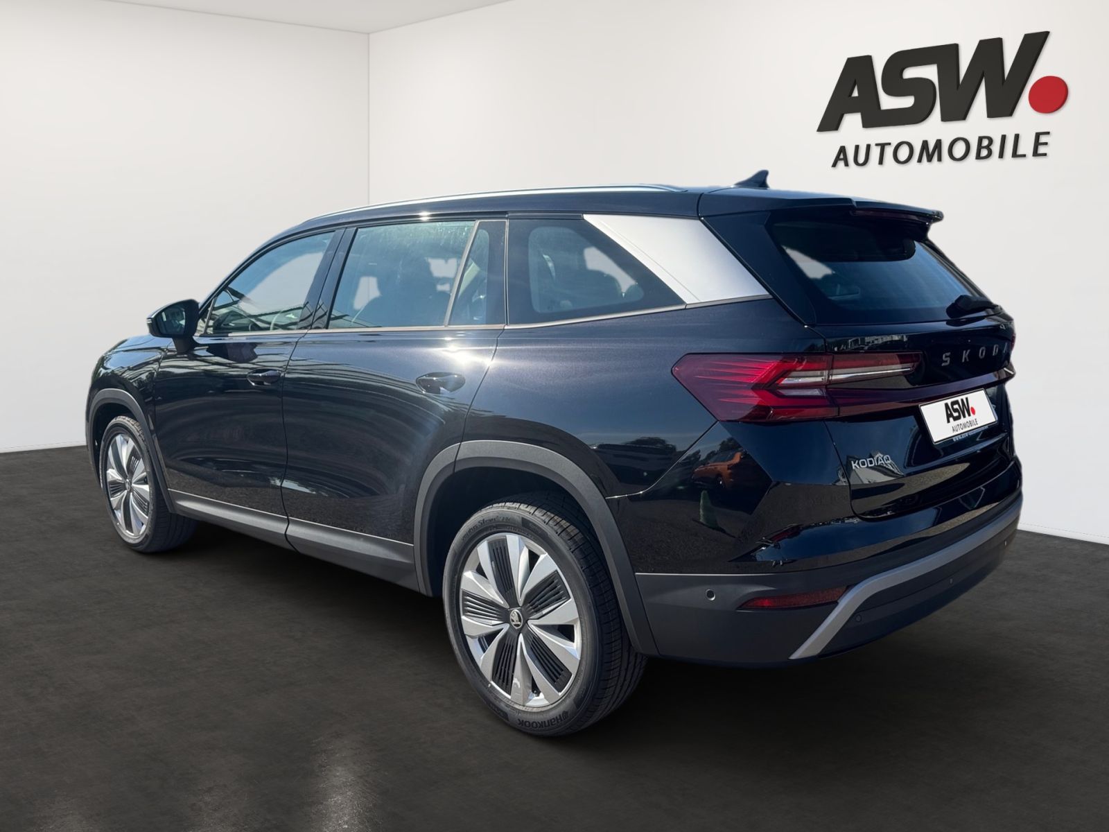 Fahrzeugabbildung SKODA Kodiaq Selection 2,0 TDI 193PS 4x4 Pano ACC AHK