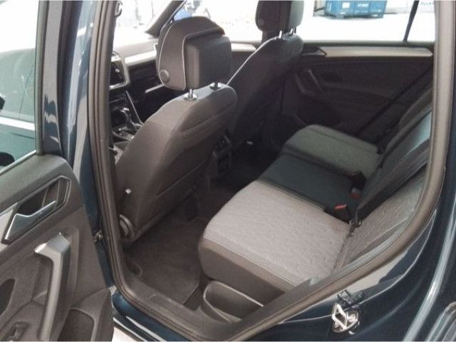 Fahrzeugabbildung Volkswagen Tiguan Move 1.5TSI DSG Nav LED ACC RFK Stdhz AHK