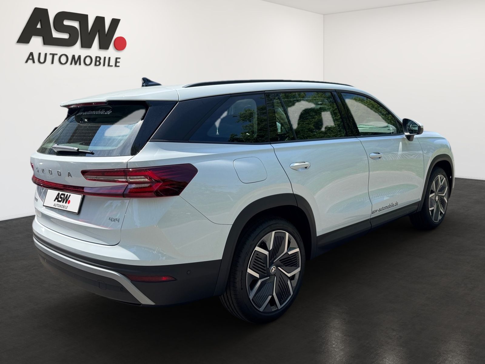 Fahrzeugabbildung SKODA Kodiaq Selection 2,0 TDI 193PS 4x4 Pano ACC AHK