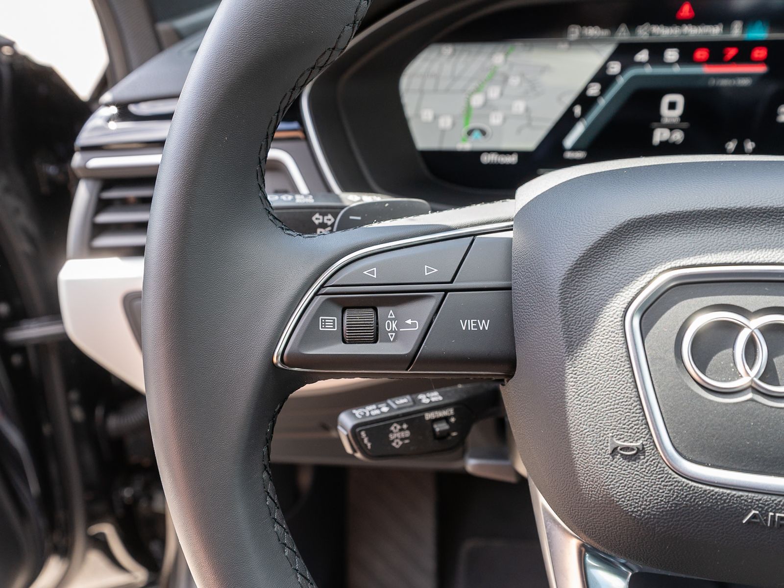 Fahrzeugabbildung Audi A4 Avant S line 35TFSI Stronic Navi LED RFK ACC