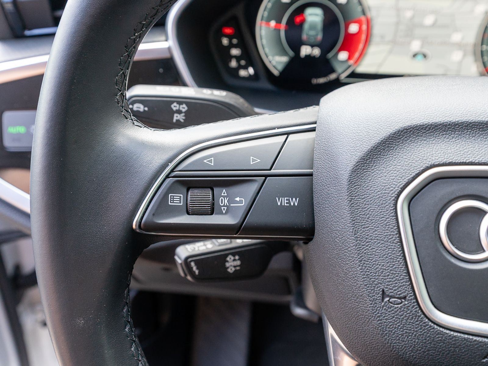 Fahrzeugabbildung Audi Q3 35TDI Stronic Navi LED GRA PDC SHZ VC