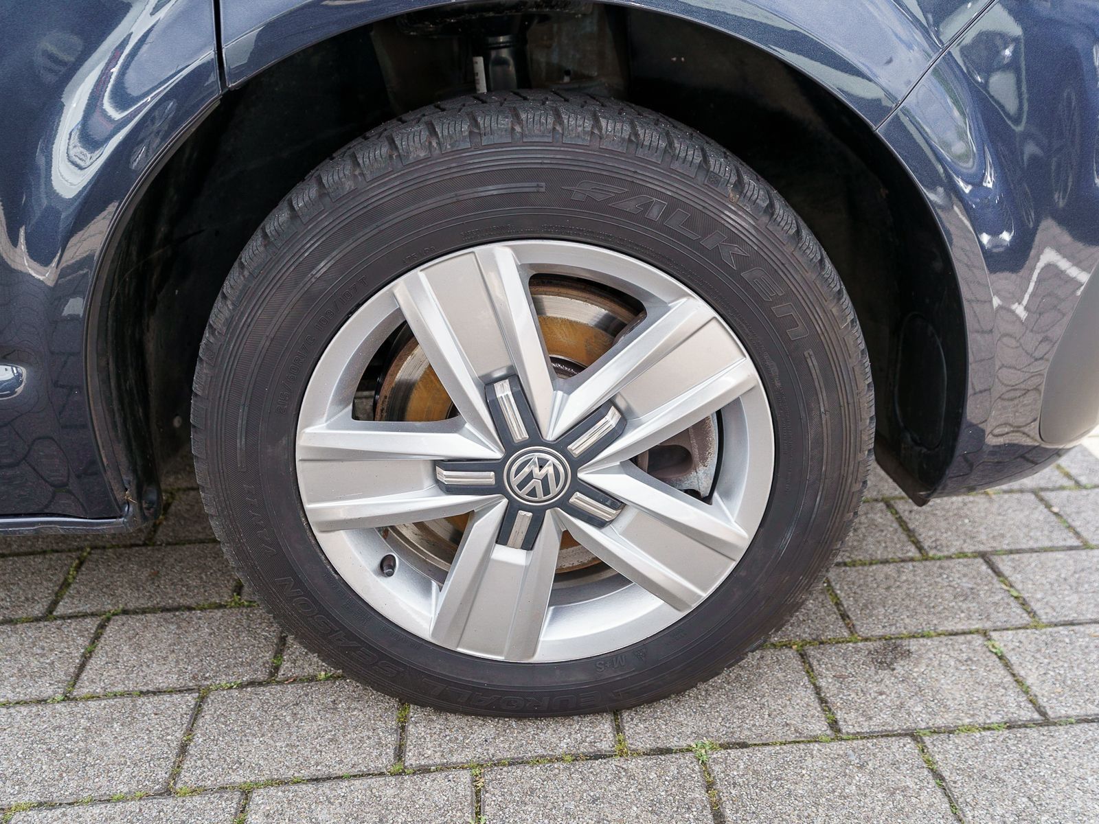 Fahrzeugabbildung Volkswagen T6.1 California Ocean 2.0TDI 4M DSG NAVI RFK AHK
