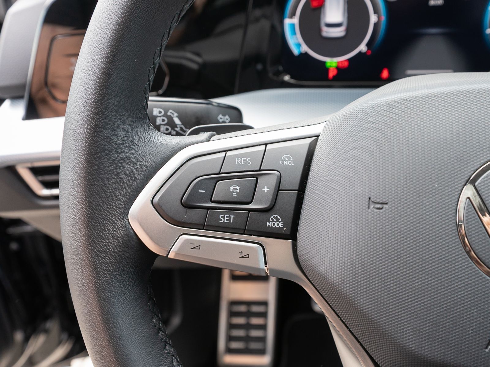 Fahrzeugabbildung Volkswagen Golf Variant Goal 2.0 TDI DSG LED Navi 360° AHK
