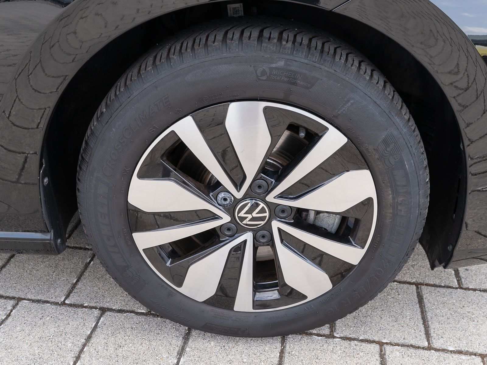 Fahrzeugabbildung Volkswagen Golf Variant Goal 2.0 TDI DSG LED Navi 360° AHK