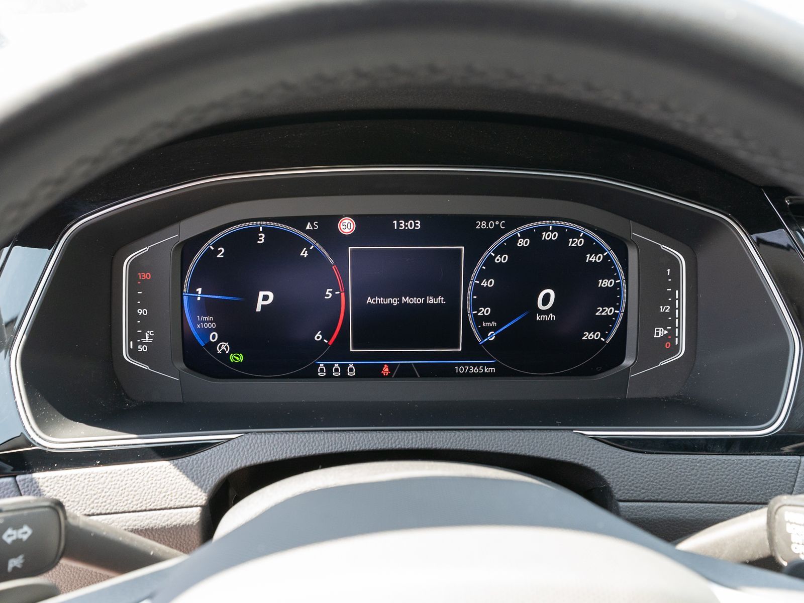 Fahrzeugabbildung Volkswagen Passat Variant Business 2.0 TDI DSG LED Pano AHK