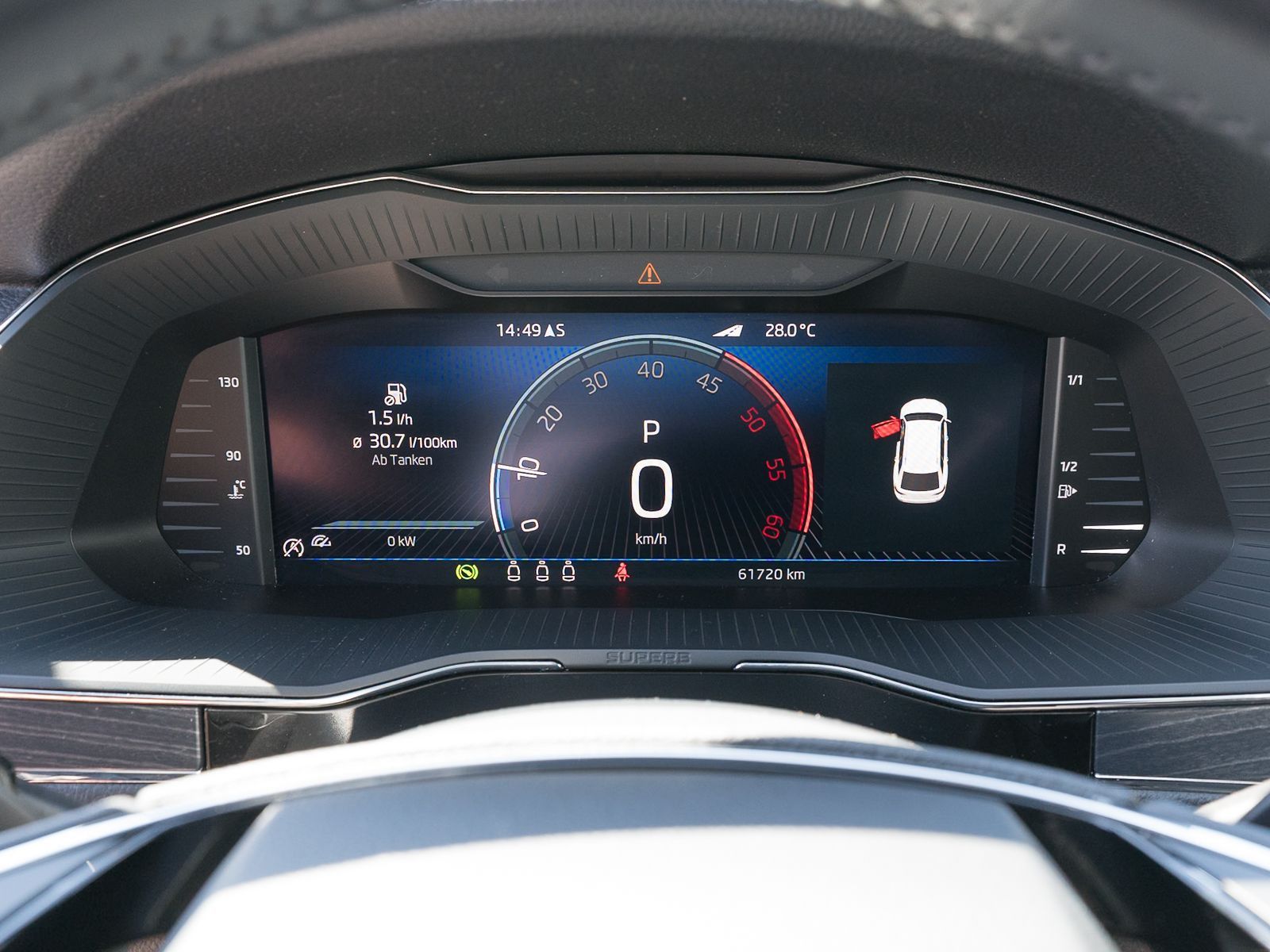 Fahrzeugabbildung SKODA Superb Combi PremiumEdition 2.0TDI DSG LEDER AHK