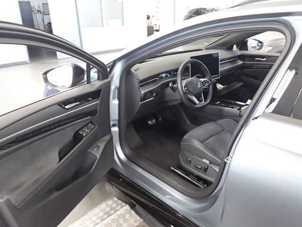 Fahrzeugabbildung Volkswagen ID.7 Tourer Pro LED Navi 360° Wärmepumpe ACC AHK