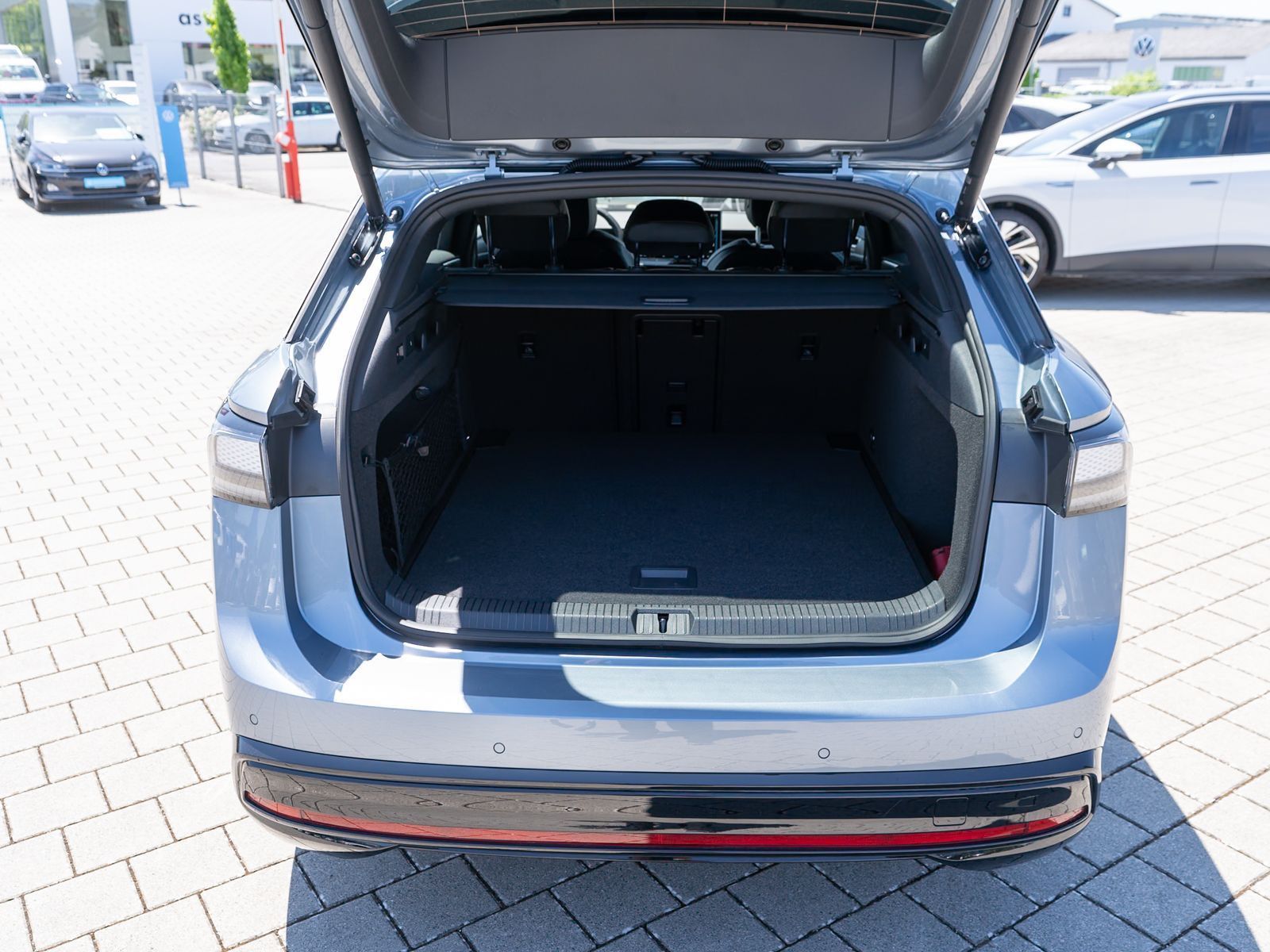 Fahrzeugabbildung Volkswagen ID.7 Tourer Pro LED Navi 360° Wärmepumpe ACC AHK