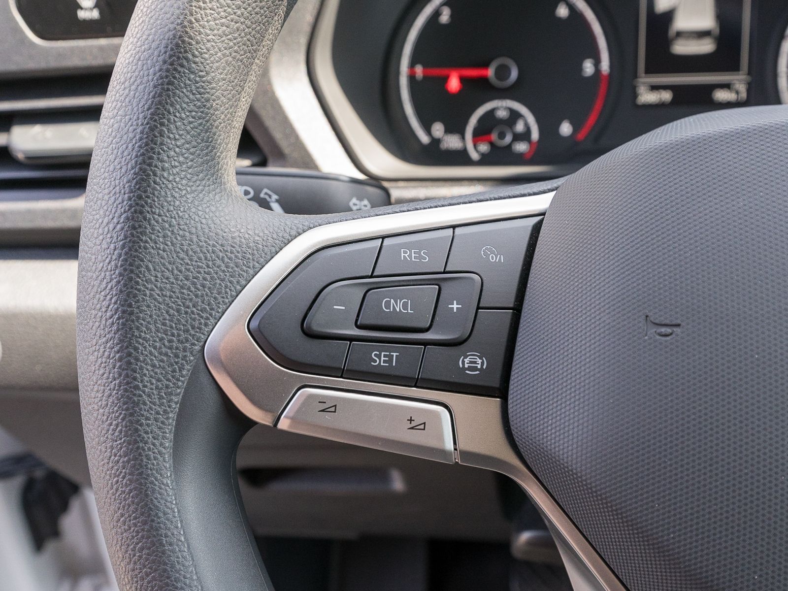 Fahrzeugabbildung Volkswagen Caddy 2.0 TDI NAVi SHZ PDC Anhängerkupplung