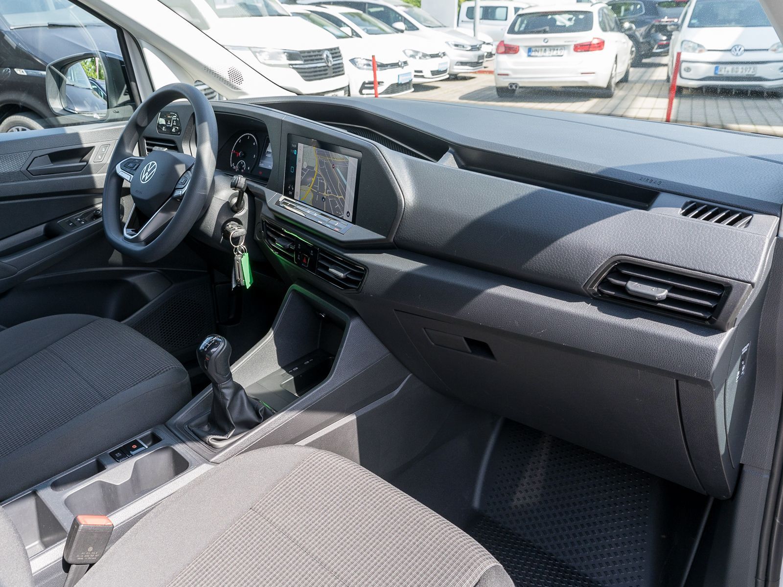Fahrzeugabbildung Volkswagen Caddy 2.0 TDI NAVi SHZ PDC Anhängerkupplung