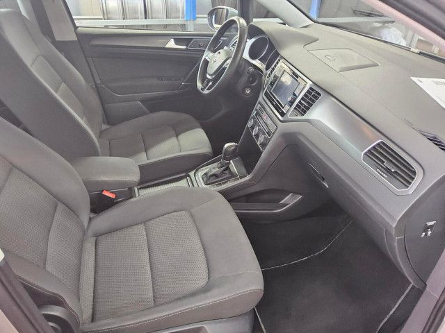 Fahrzeugabbildung Volkswagen Golf Sportsvan Comfortline 1.5 TSI DSG PDC ACC