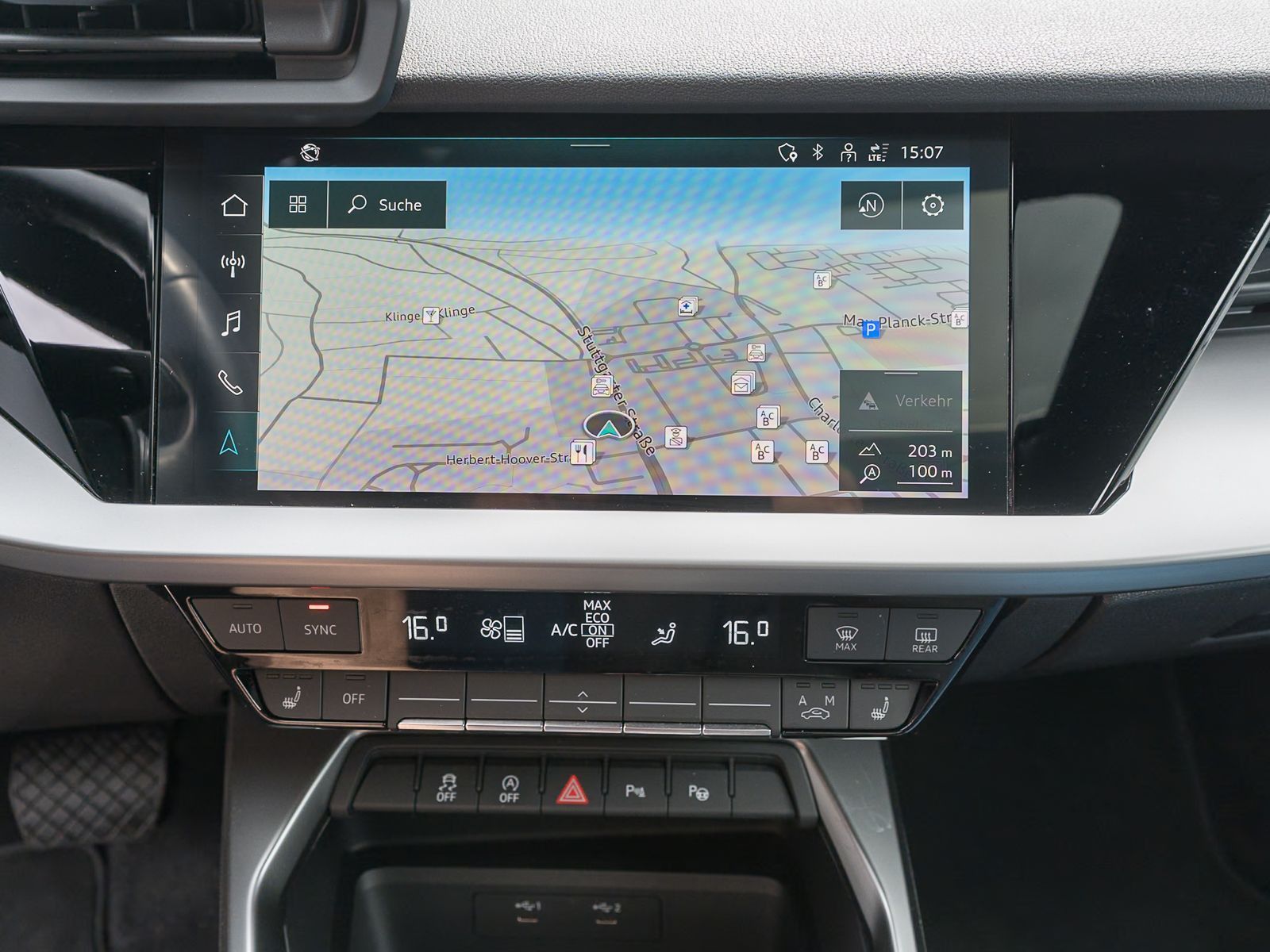 Fahrzeugabbildung Audi A3 Sportback advanced 30 g-tron Stronic Pano AHK