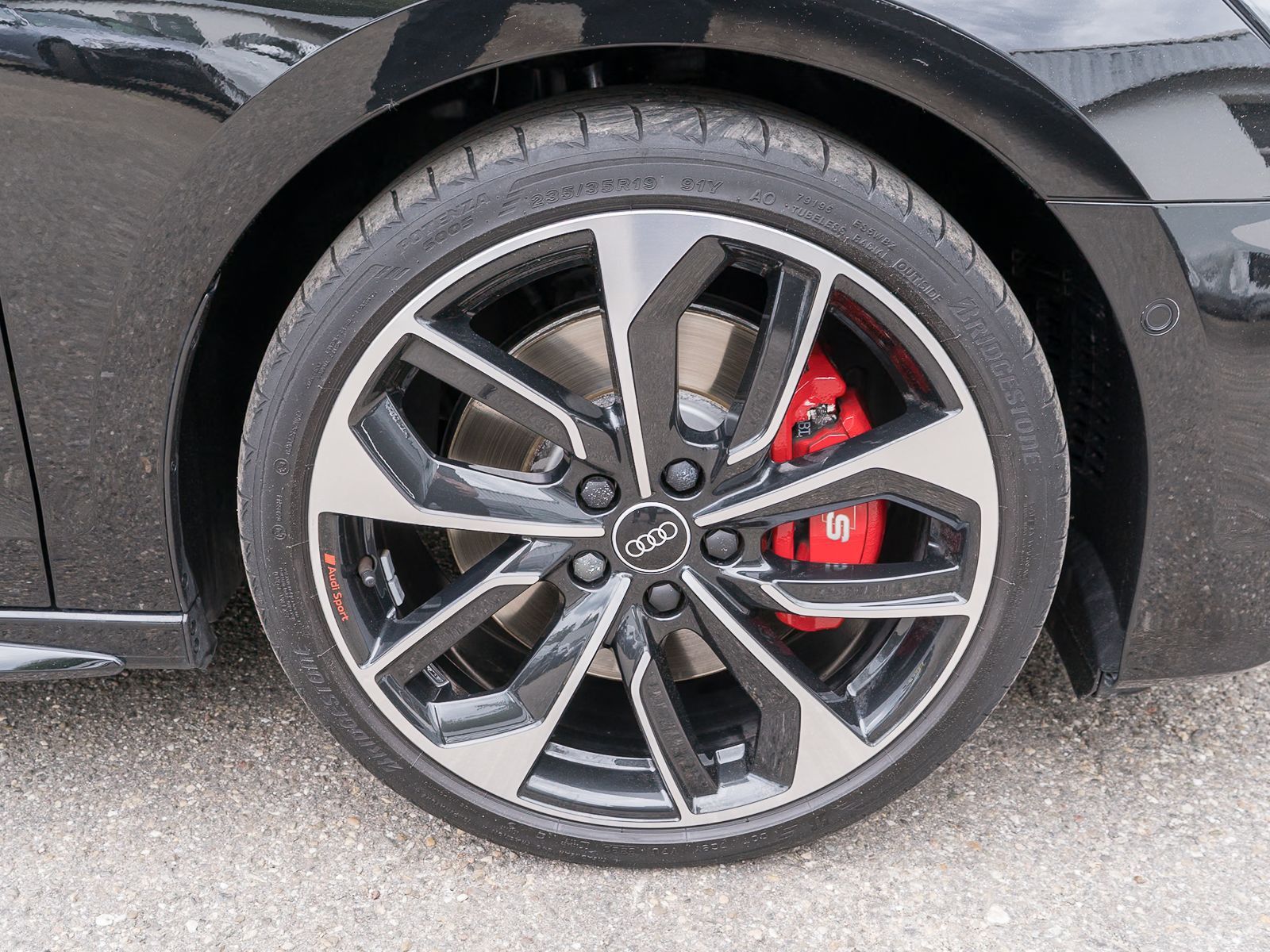 Fahrzeugabbildung Audi S3 Sportback 2.0TFSI quattro Stron RFK LEDER B&O