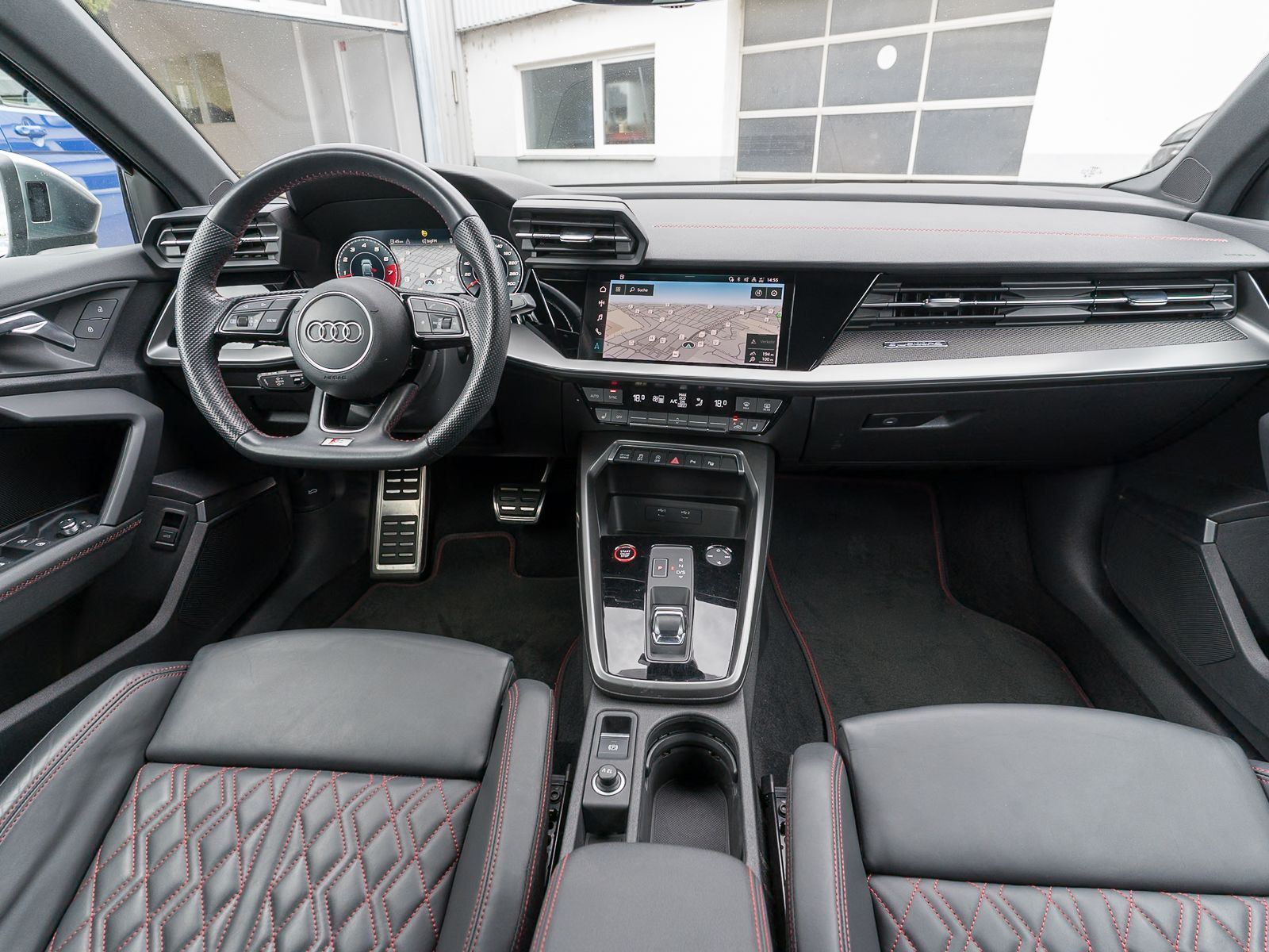 Fahrzeugabbildung Audi S3 Sportback 2.0TFSI quattro Stron RFK LEDER B&O