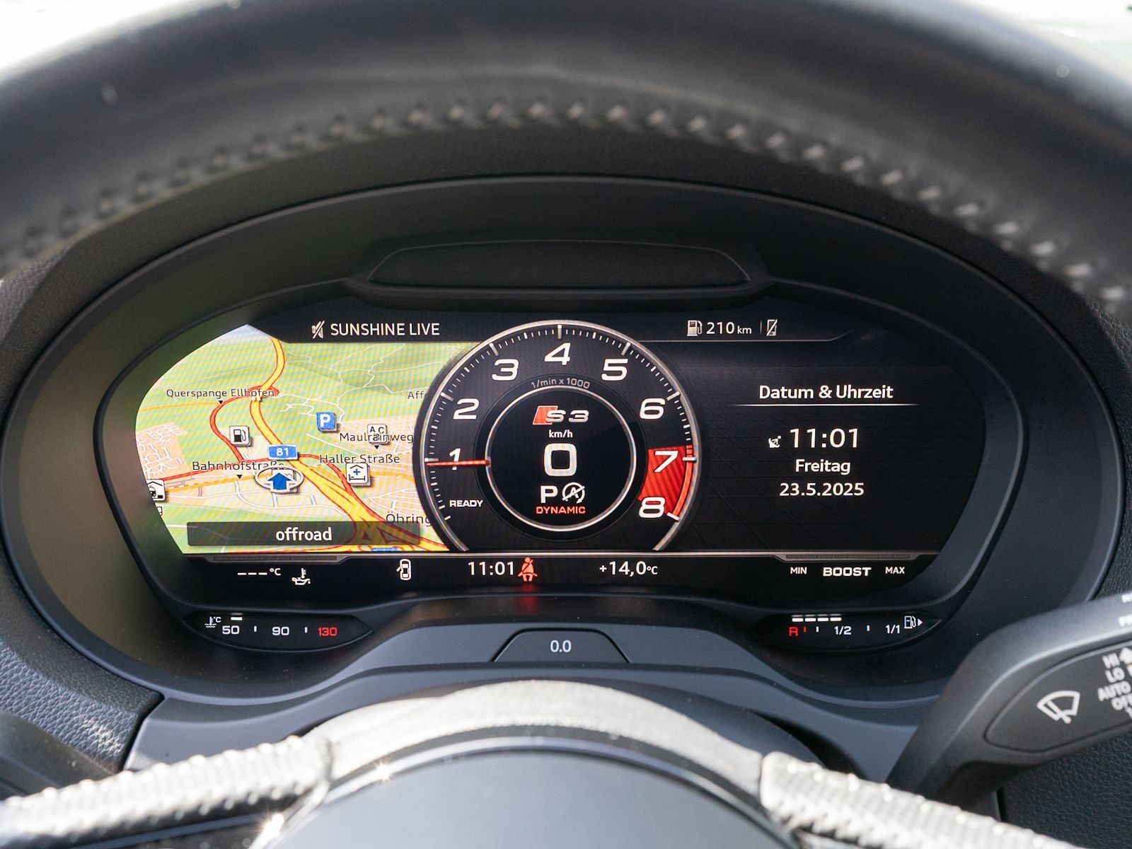 Fahrzeugabbildung Audi S3 Sportback 2.0TFSI quattro Stronic LED RFK B&O
