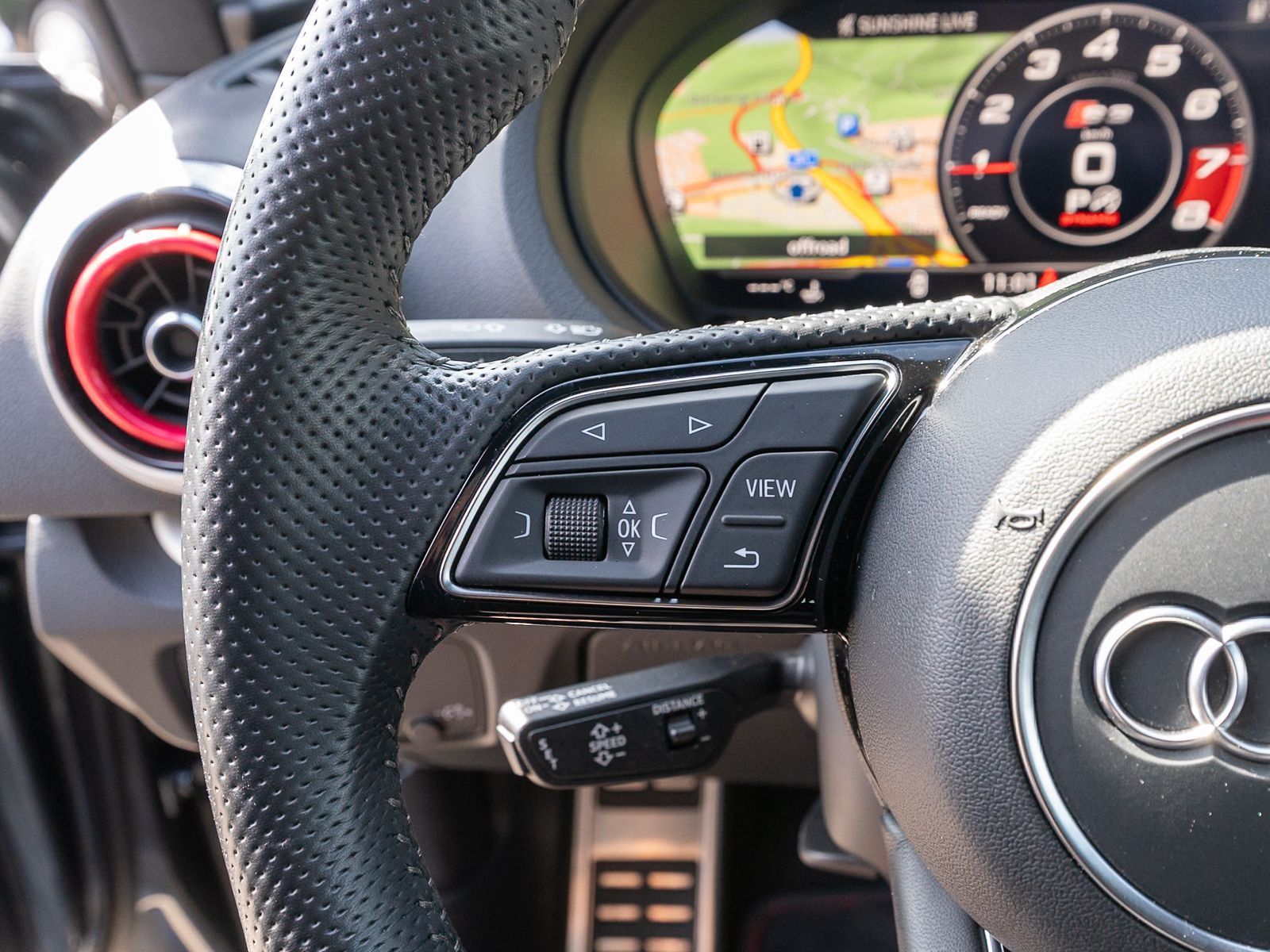 Fahrzeugabbildung Audi S3 Sportback 2.0TFSI quattro Stronic LED RFK B&O