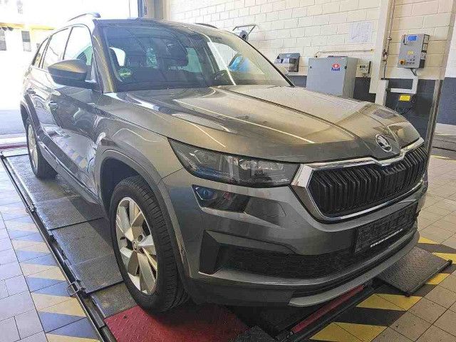 Fahrzeugabbildung SKODA Kodiaq Tour 2,0 TDI DSG LED NAVI RFK ACC SHZ VC