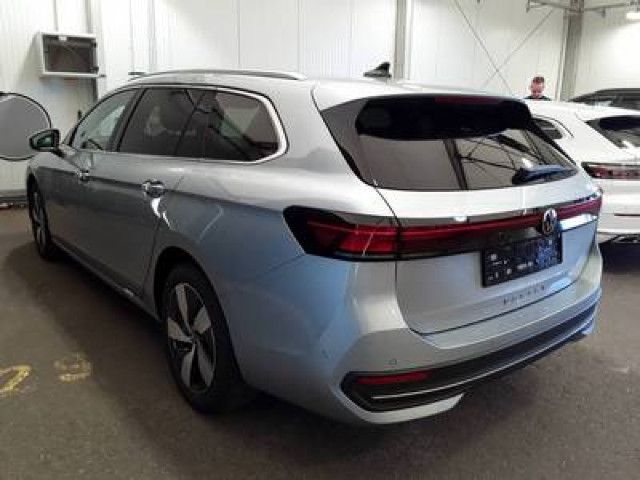 Fahrzeugabbildung Volkswagen Passat Variant Business 2,0 TDI DSG LED NAVI AHK