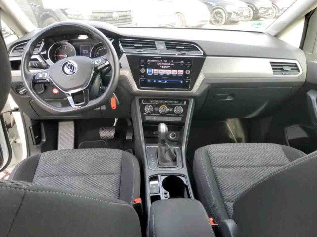 Fahrzeugabbildung Volkswagen Touran Comfortline 2,0 TDI DSG NAVI AHK ACC SHZ