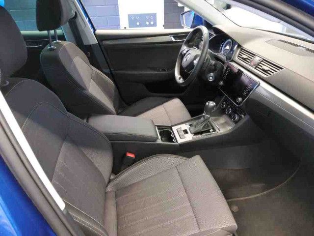 Fahrzeugabbildung SKODA Superb Combi Style 2,0 TSI DSG LED NAVI SHZ AHK