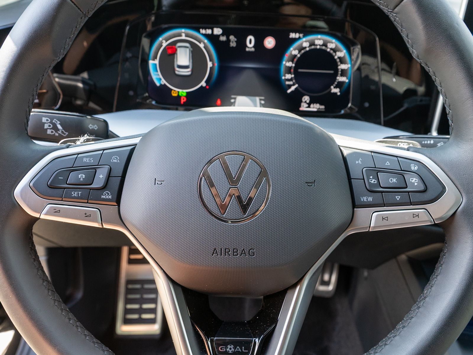 Fahrzeugabbildung Volkswagen Golf Variant Goal 2.0TDI DSG Nav LED 360° AHK VC
