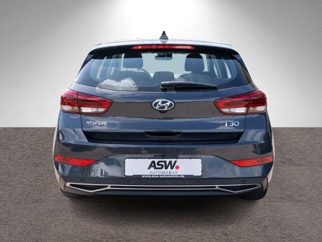 Fahrzeugabbildung Hyundai i30 Trend 1.0 T-GDI DCT Navi LED RFK SHZ