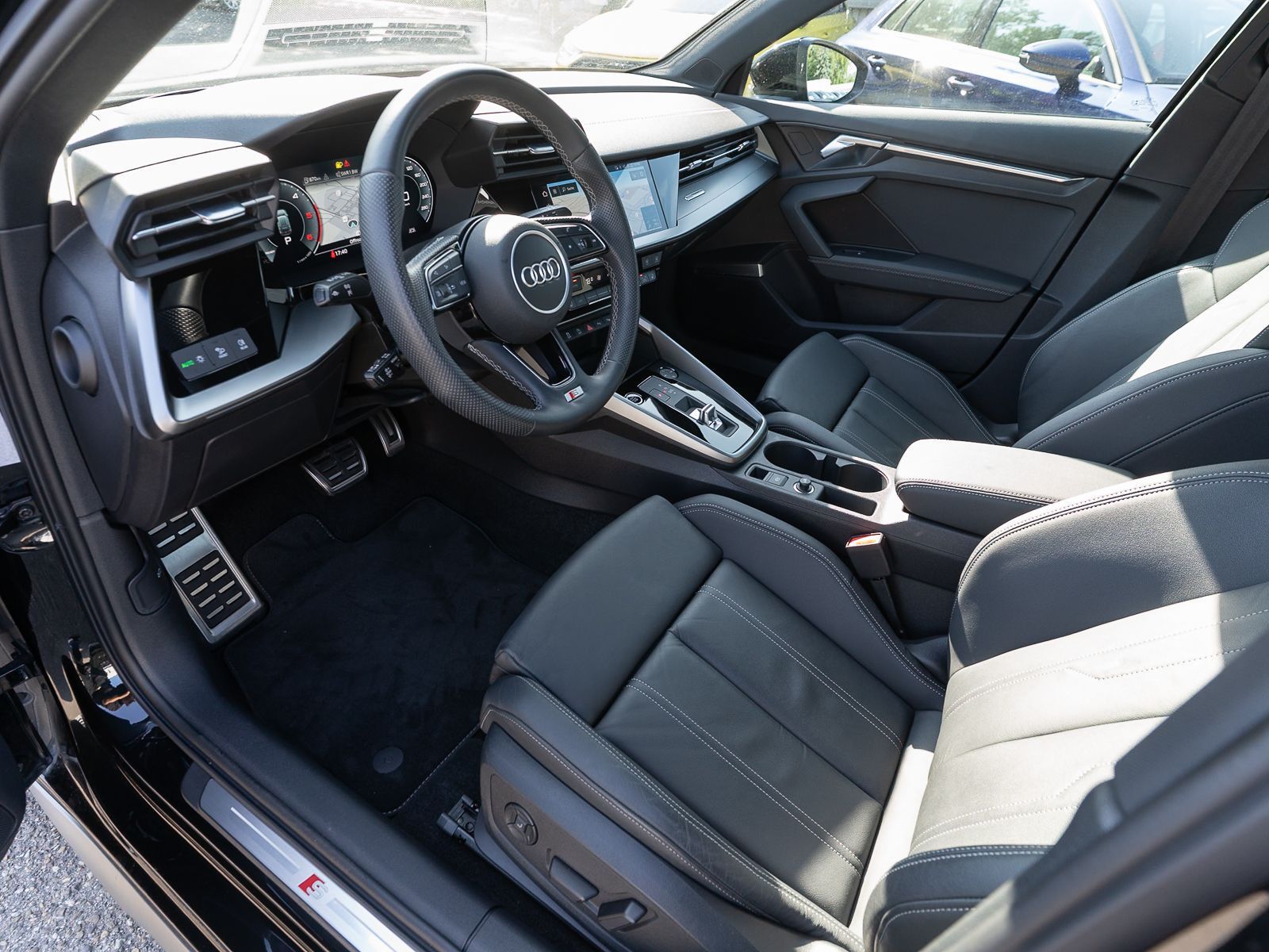 Fahrzeugabbildung Audi A3 Sportback S line 35 TDI Stron NAVI B&O HUD VC
