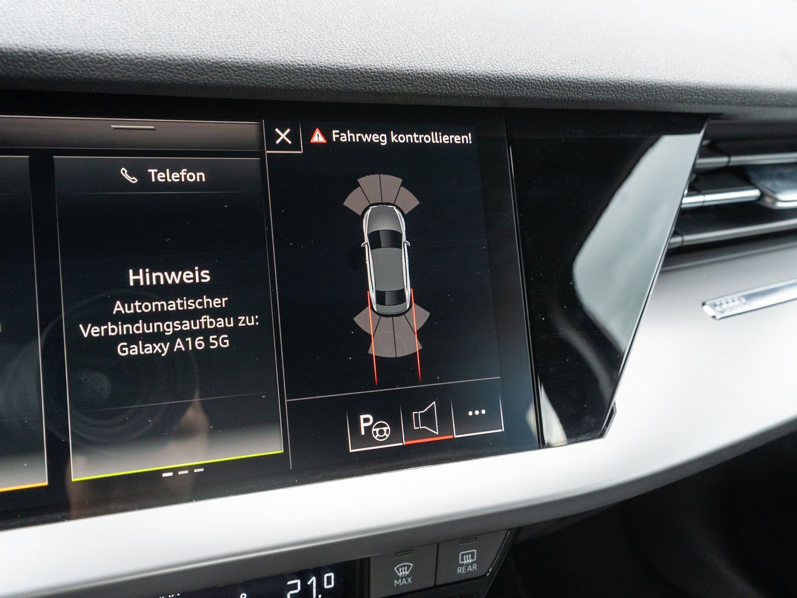 Fahrzeugabbildung Audi A3 Limousine advanced 30TDI S tronic LED NAVI VC