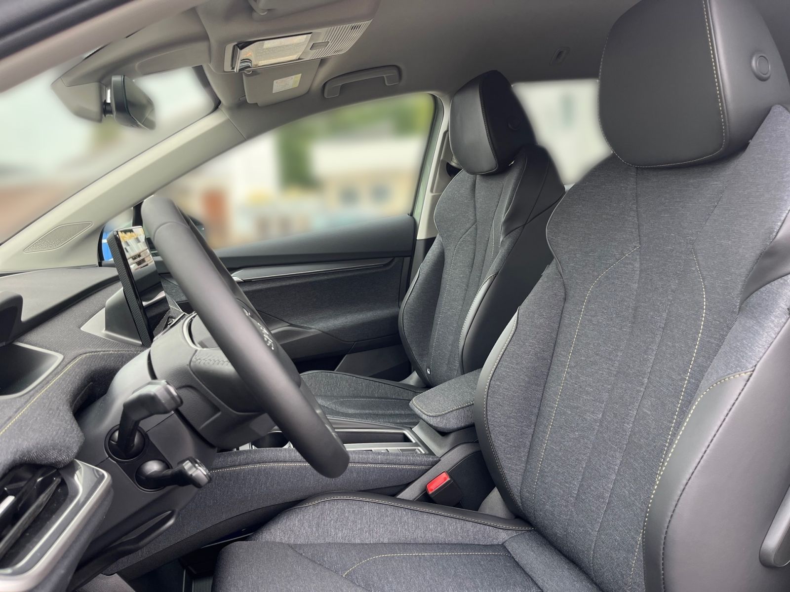 Fahrzeugabbildung SKODA Elroq 50 Tour 55kWh 170PS 20" ACC Kamera SHZ AHK