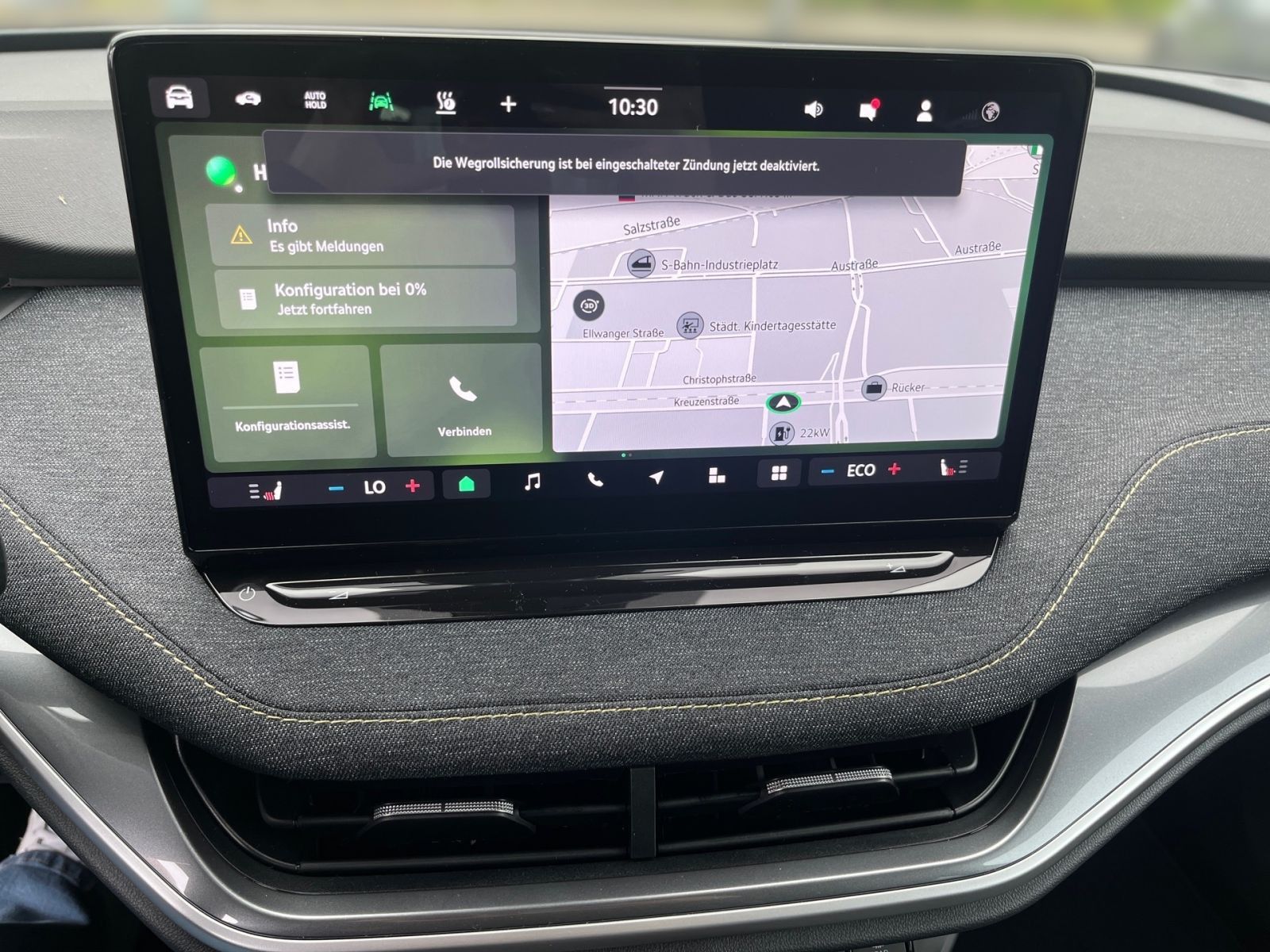 Fahrzeugabbildung SKODA Elroq 50 Tour 55kWh 170PS 20" ACC Kamera SHZ AHK